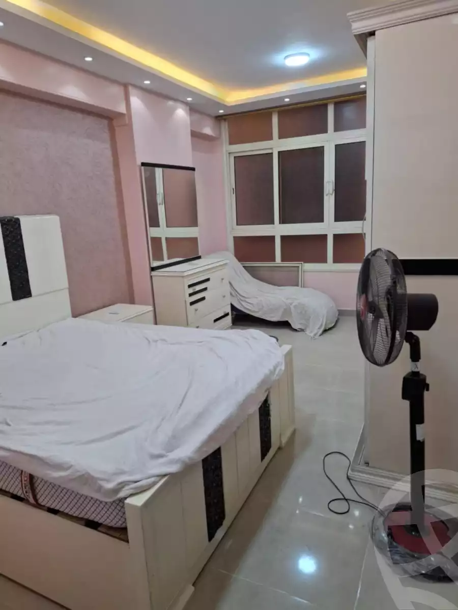 https://aqarmap.com.eg/ar/listing/6229186-for-sale-qalyubia-shubra-el-khaima-shubra-el-khaima-city-ismailia-canal-st