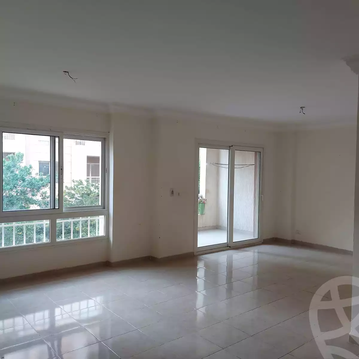 https://aqarmap.com.eg/ar/listing/6229305-for-sale-cairo-new-cairo-madinaty-eleventh-zone-buildings-group-112