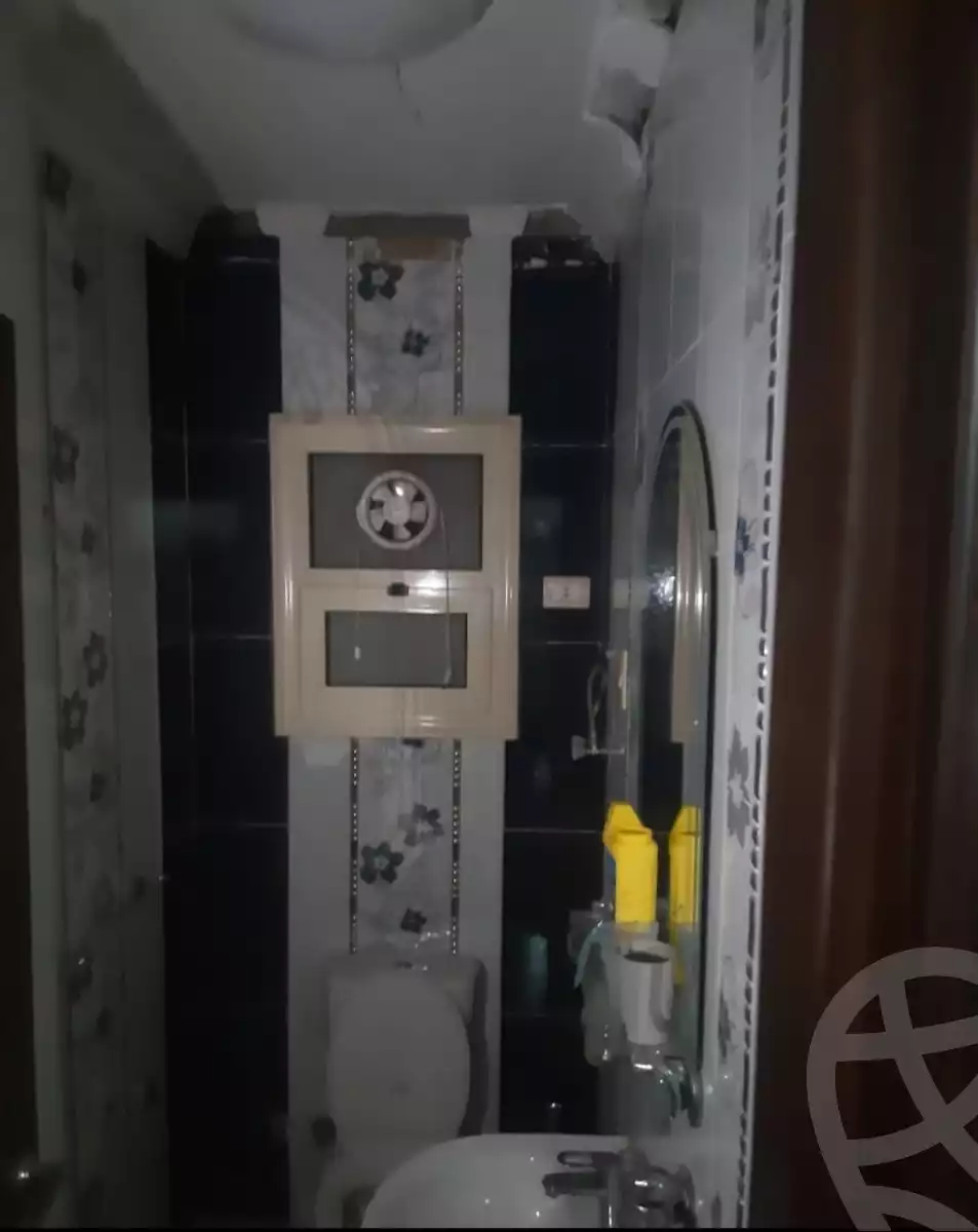 https://aqarmap.com.eg/en/listing/6230406-for-sale-cairo-el-haram-shareaa-el-haram