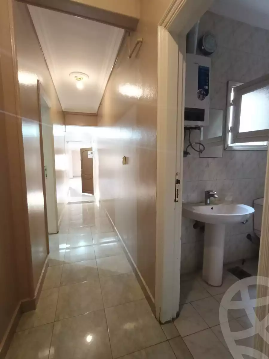https://aqarmap.com.eg/ar/listing/6233127-for-rent-cairo-new-cairo-el-ahyaa-second-neighborhood-street-26