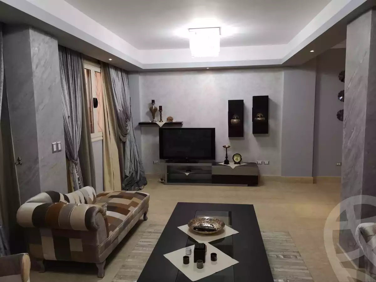 https://aqarmap.com.eg/en/listing/6233863-for-sale-cairo-new-cairo-compounds-kmbwnd-lnkhyl