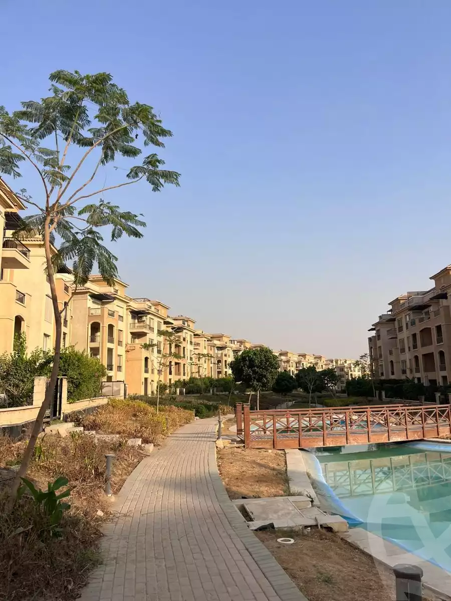 https://aqarmap.com.eg/en/listing/6234128-for-sale-cairo-new-cairo-compounds-stwn-ryzydns-by-ar-y-llttwyr