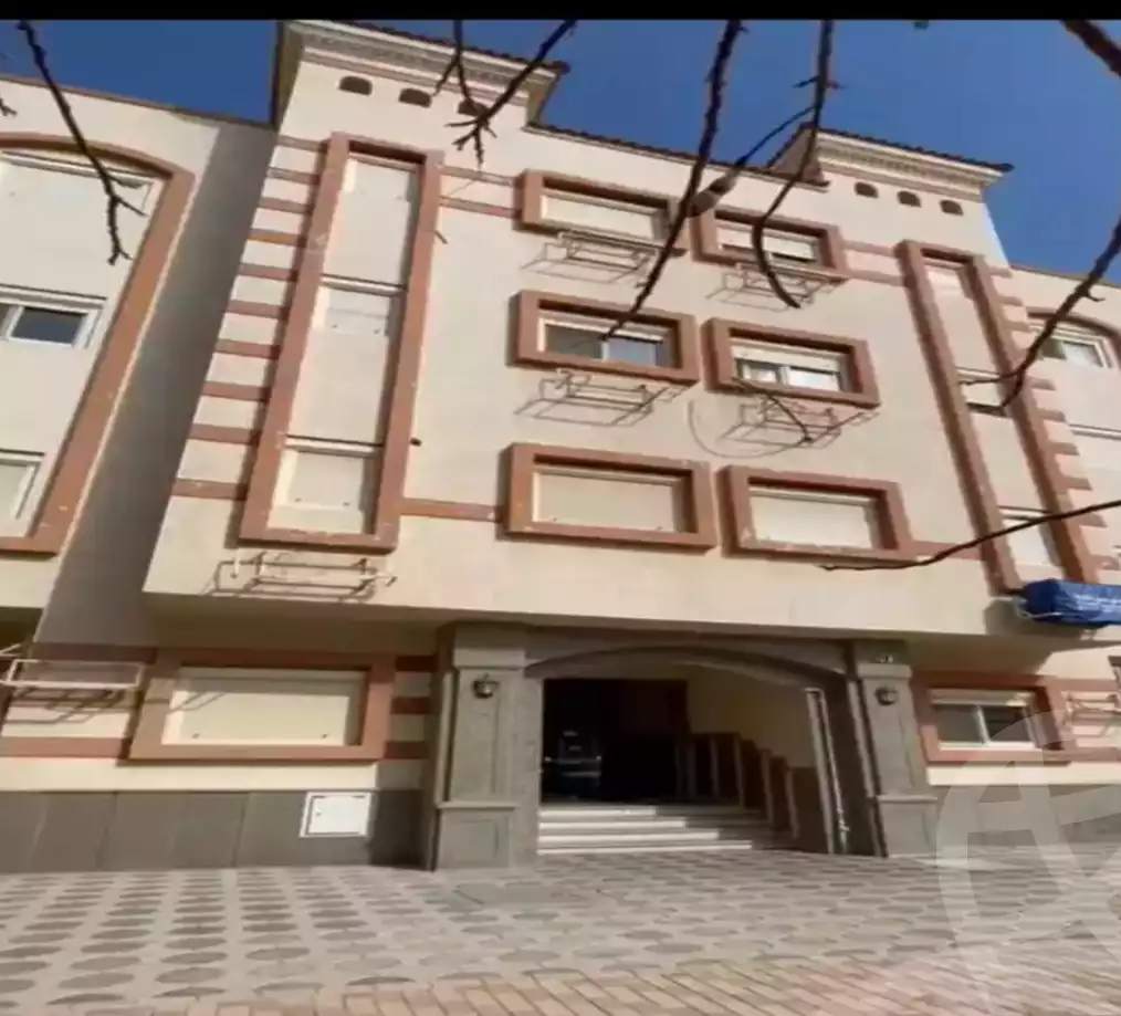 https://aqarmap.com.eg/ar/listing/6236784-for-sale-cairo-el-shorouk-compounds-heliopolis-residence