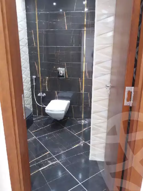 https://aqarmap.com.eg/en/listing/6237609-for-rent-cairo-new-cairo-compounds-tryfywm-byzns-kwmblks-nm-llttwyr