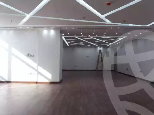 https://aqarmap.com.eg/en/listing/6237609-for-rent-cairo-new-cairo-compounds-tryfywm-byzns-kwmblks-nm-llttwyr