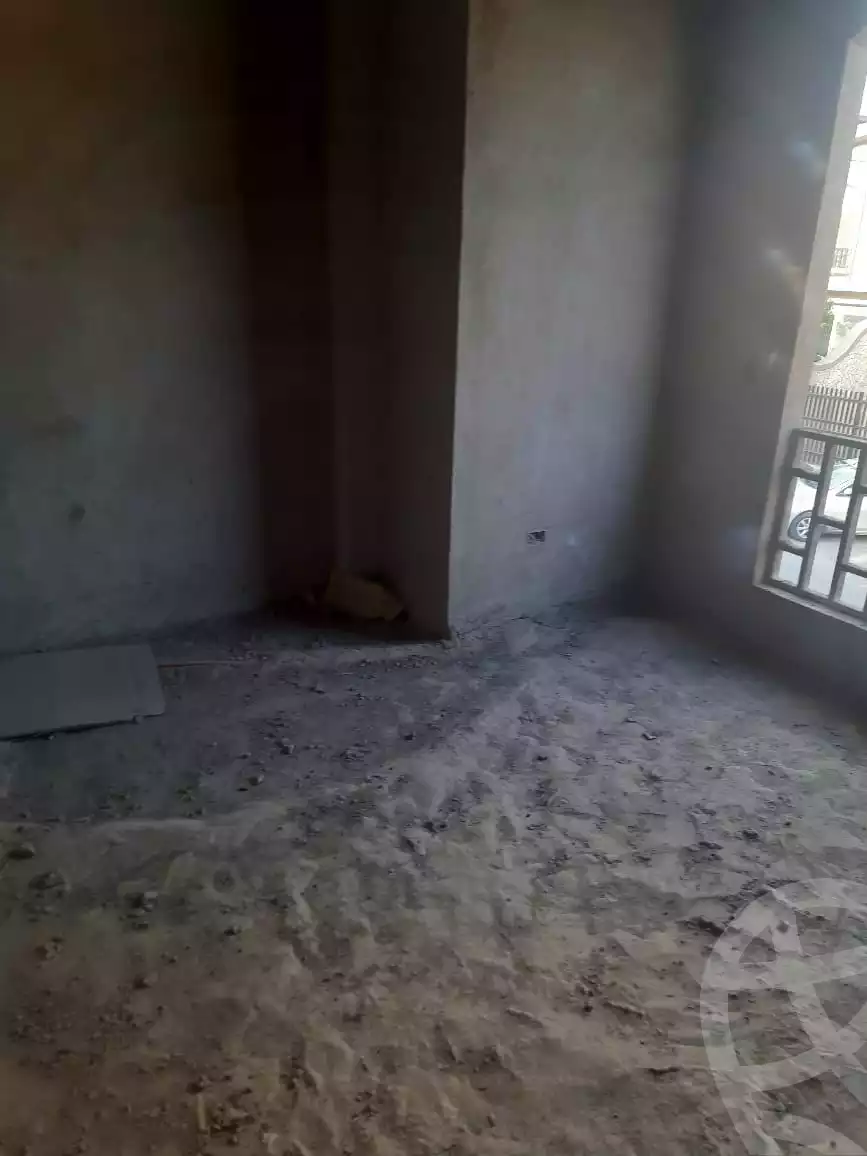 https://aqarmap.com.eg/ar/listing/6237820-for-sale-cairo-6th-of-october-compounds-pyramids-walk