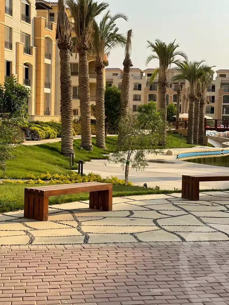 https://aqarmap.com.eg/ar/listing/6238201-for-sale-cairo-new-cairo-compounds-stwn-ryzydns-by-ar-y-llttwyr