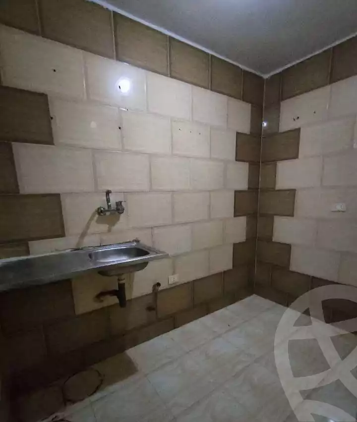 https://aqarmap.com.eg/ar/listing/6238382-for-sale-qalyubia-shubra-el-khaima-shubra-el-khaima-city-ahmed-oraby-st
