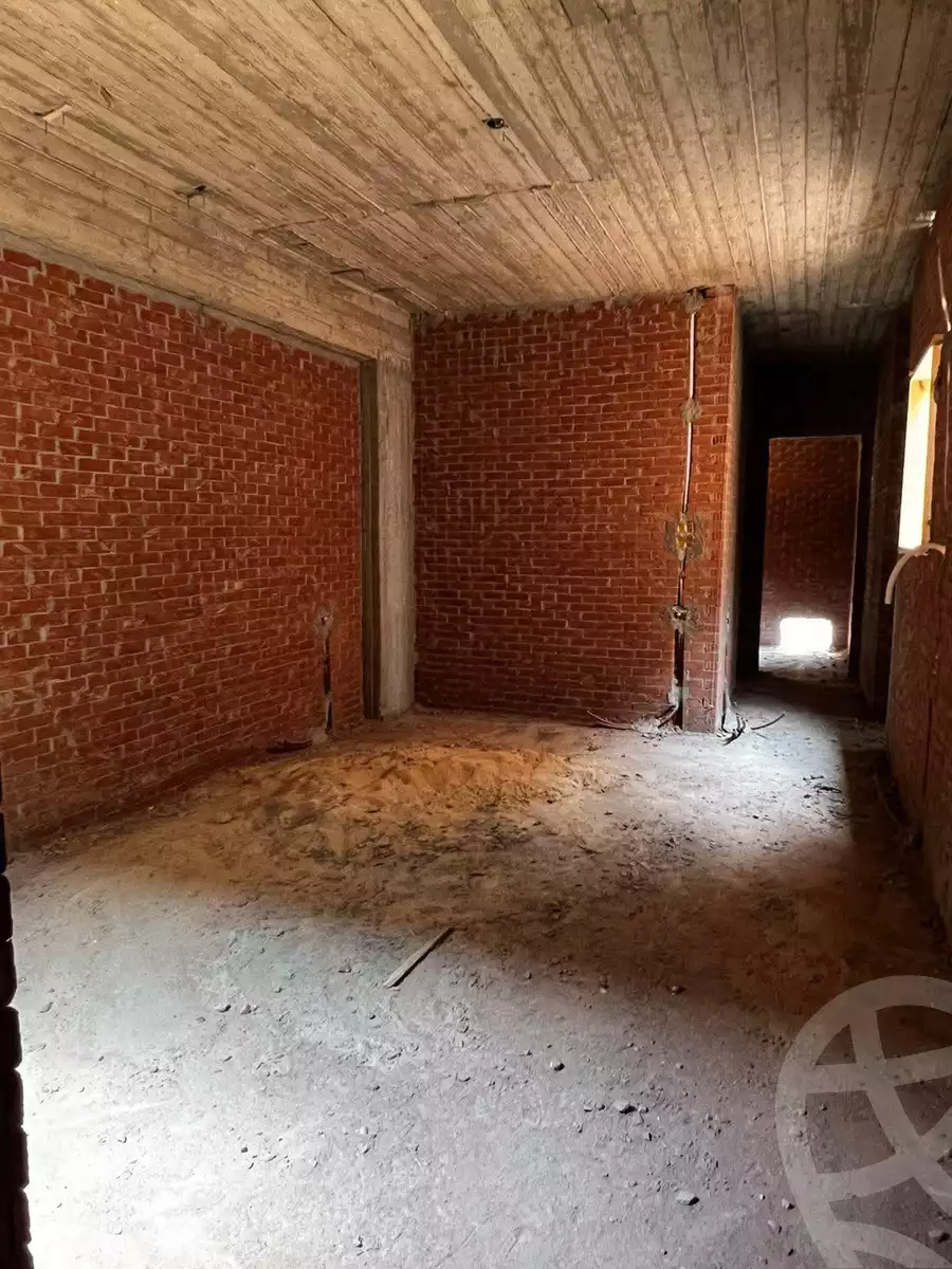 https://aqarmap.com.eg/en/listing/6238992-for-sale-beheira-damanhour-damanhour-city