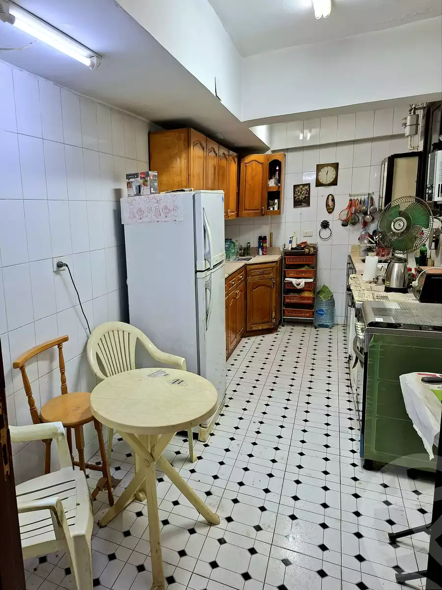 https://aqarmap.com.eg/ar/listing/6239051-for-sale-cairo-6th-of-october-el-ahyaa-neighborhood-3rd-no-14-hasan-soltan-st