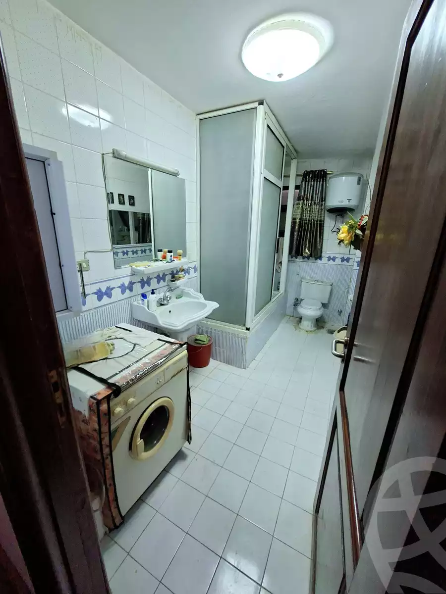https://aqarmap.com.eg/ar/listing/6239051-for-sale-cairo-6th-of-october-el-ahyaa-neighborhood-3rd-no-14-hasan-soltan-st