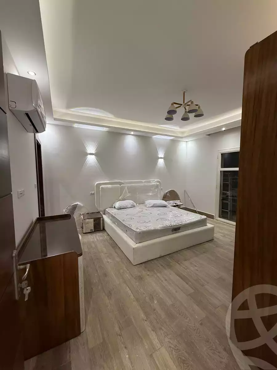 https://aqarmap.com.eg/en/listing/6239150-for-rent-cairo-new-cairo-compounds-hyde-park-centre-ville-hyde-park