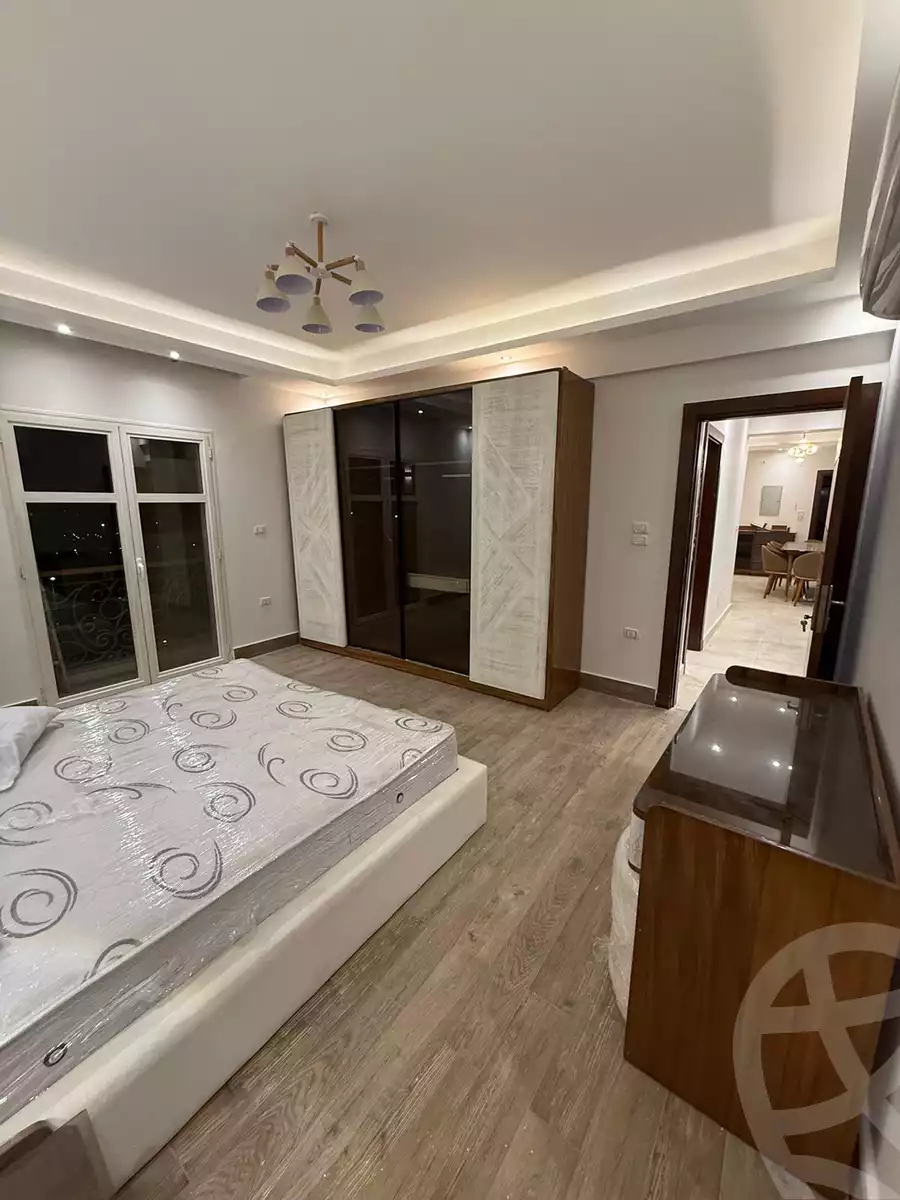 https://aqarmap.com.eg/en/listing/6239150-for-rent-cairo-new-cairo-compounds-hyde-park-centre-ville-hyde-park
