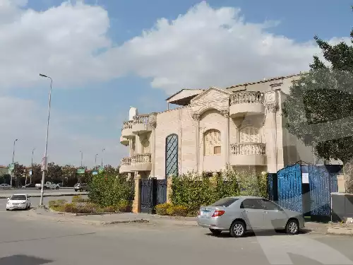 https://aqarmap.com.eg/ar/listing/6239369-for-rent-cairo-new-cairo-90th-street-south-teseen-st