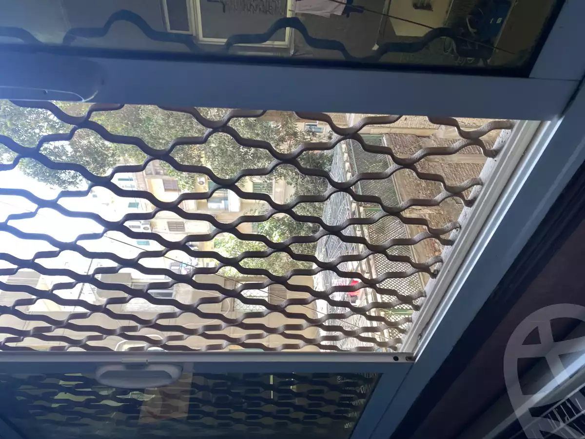 https://aqarmap.com.eg/ar/listing/5844775-for-sale-cairo-ljyz-shareaa-morad  charel degol