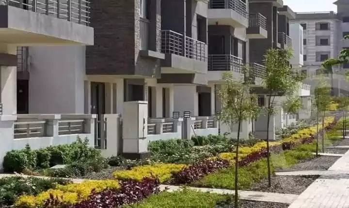 https://aqarmap.com.eg/en/listing/6241783-for-sale-cairo-6th-of-october-hadaeq-october-kmbwnd-fy-hdyq-ktwbr-badya-compound-palm-hills