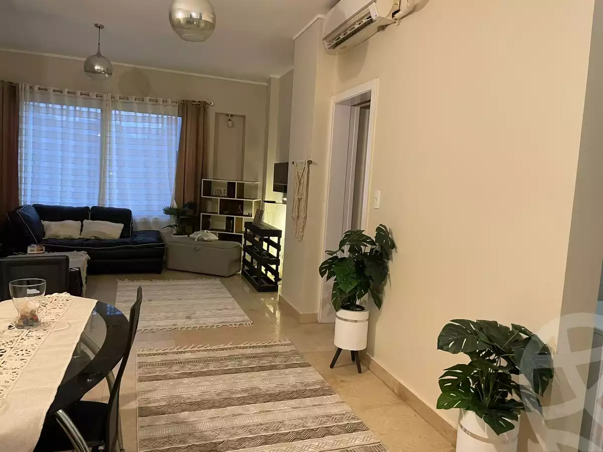 https://aqarmap.com.eg/ar/listing/6242353-for-rent-cairo-new-cairo-compounds-kmbwnd-fyldj-jyt-blm-hylz