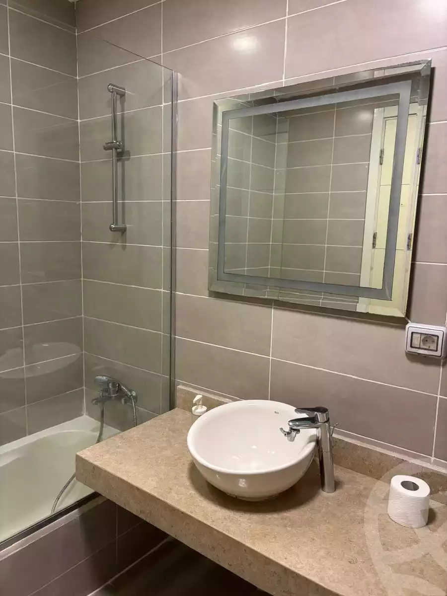 https://aqarmap.com.eg/ar/listing/6242369-for-rent-cairo-new-cairo-compounds-kmbwnd-fyldj-jyt-blm-hylz