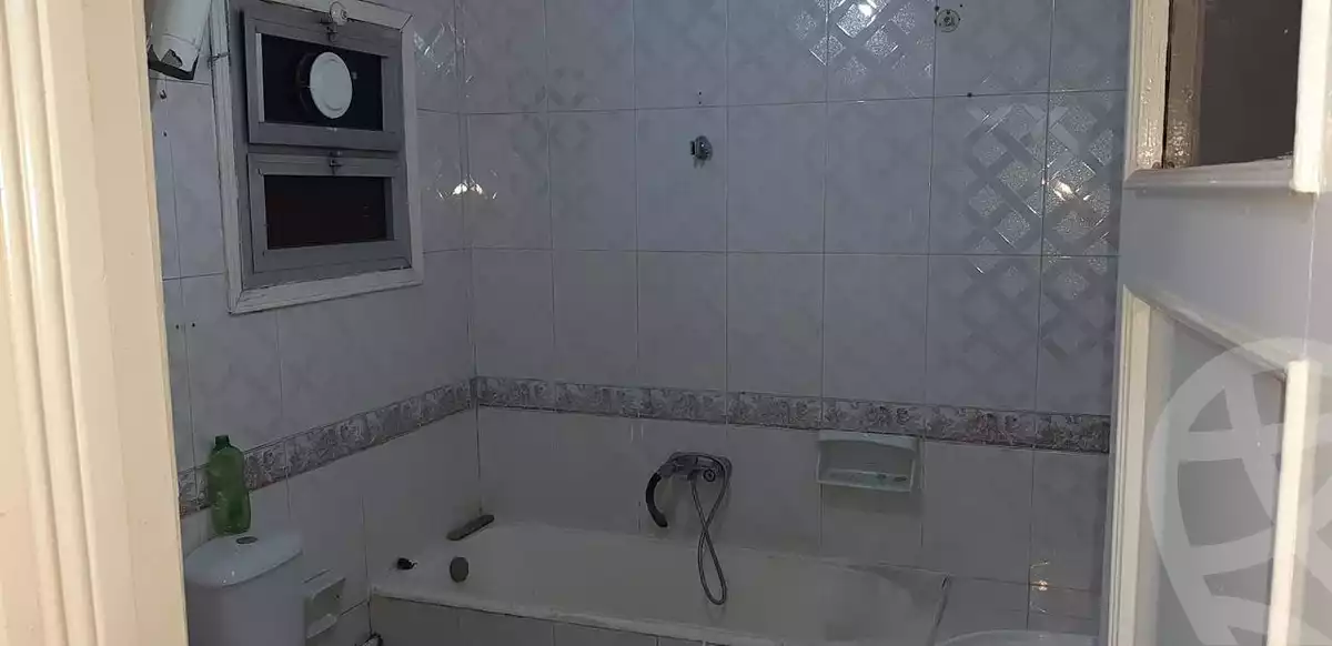 https://aqarmap.com.eg/ar/listing/6243389-for-rent-cairo-el-zaytun-lzytwn-lgrby