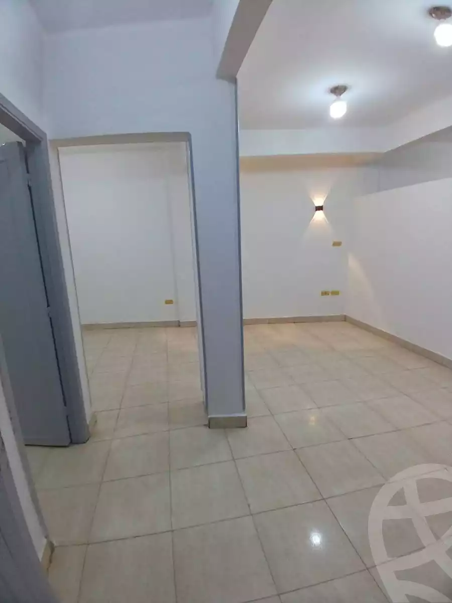 https://aqarmap.com.eg/ar/listing/6243548-for-sale-cairo-ain-shams-el-naam-mostafa-hafez-st