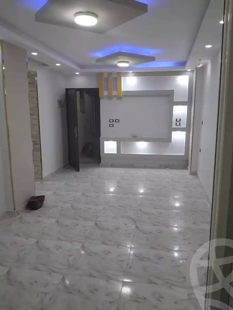 https://aqarmap.com.eg/ar/listing/6243712-for-sale-cairo-helwan-hadayek-helwan-nile-corniche-st