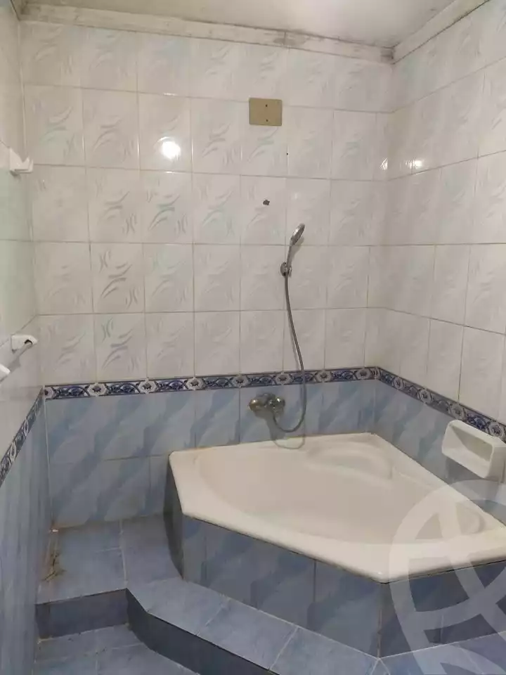 https://aqarmap.com.eg/ar/listing/6247789-for-rent-cairo-faisal-el-tawabeq-el-mansheya-st