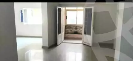https://aqarmap.com.eg/ar/listing/6249604-for-sale-alexandria-moharram-bey-grin-st