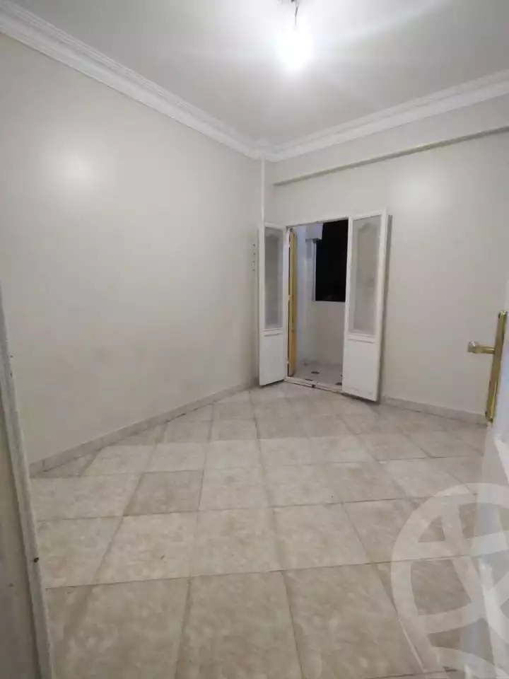 https://aqarmap.com.eg/en/listing/6249739-for-sale-qalyubia-shubra-el-khaima-om-bayoumi