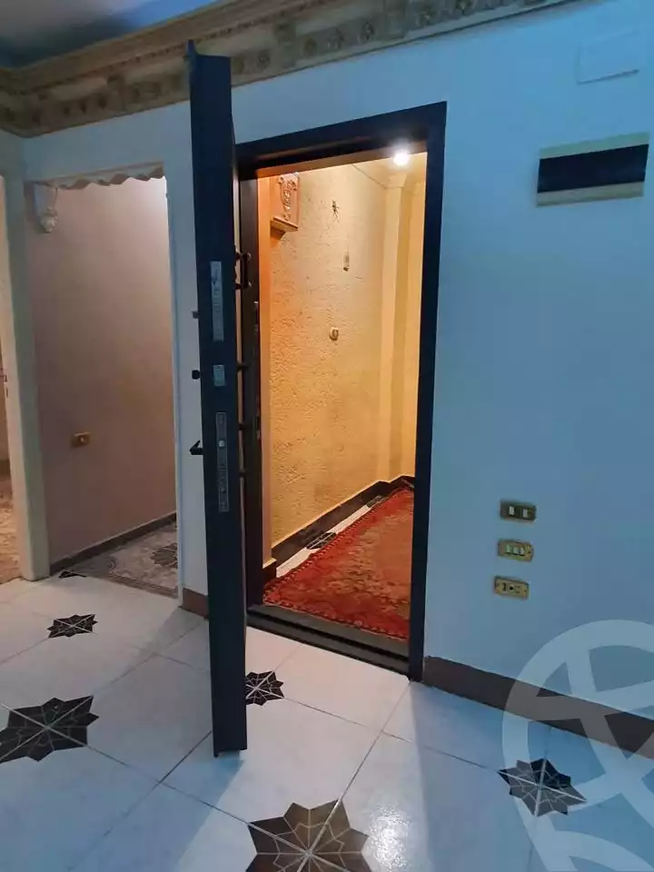 https://aqarmap.com.eg/en/listing/6250064-for-sale-alexandria-moharram-bey-tryq-qn-lswys