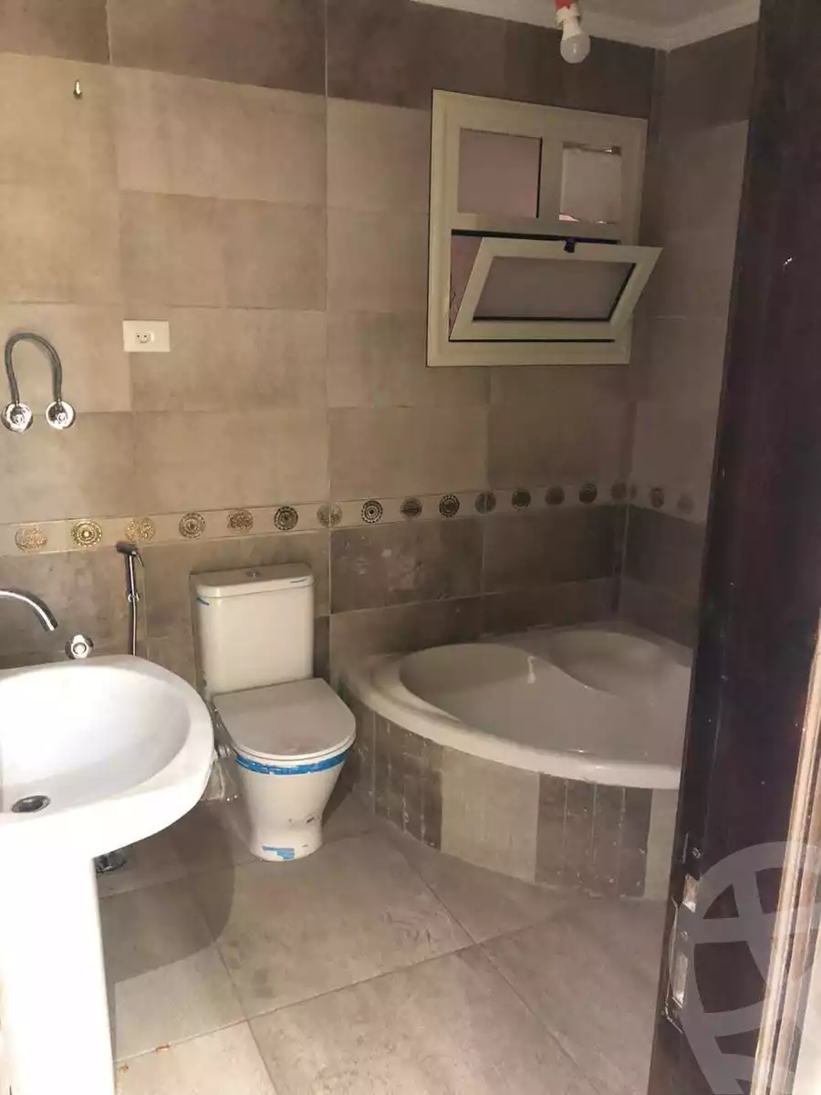 https://aqarmap.com.eg/ar/listing/6250134-for-sale-cairo-ain-shams-ain-shams-el-sharkia-ain-shams-st