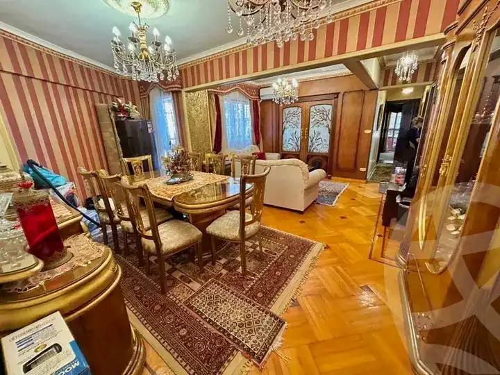 https://aqarmap.com.eg/ar/listing/6250916-for-sale-alexandria-lauran-shr-bw-qyr-tryq-lhry