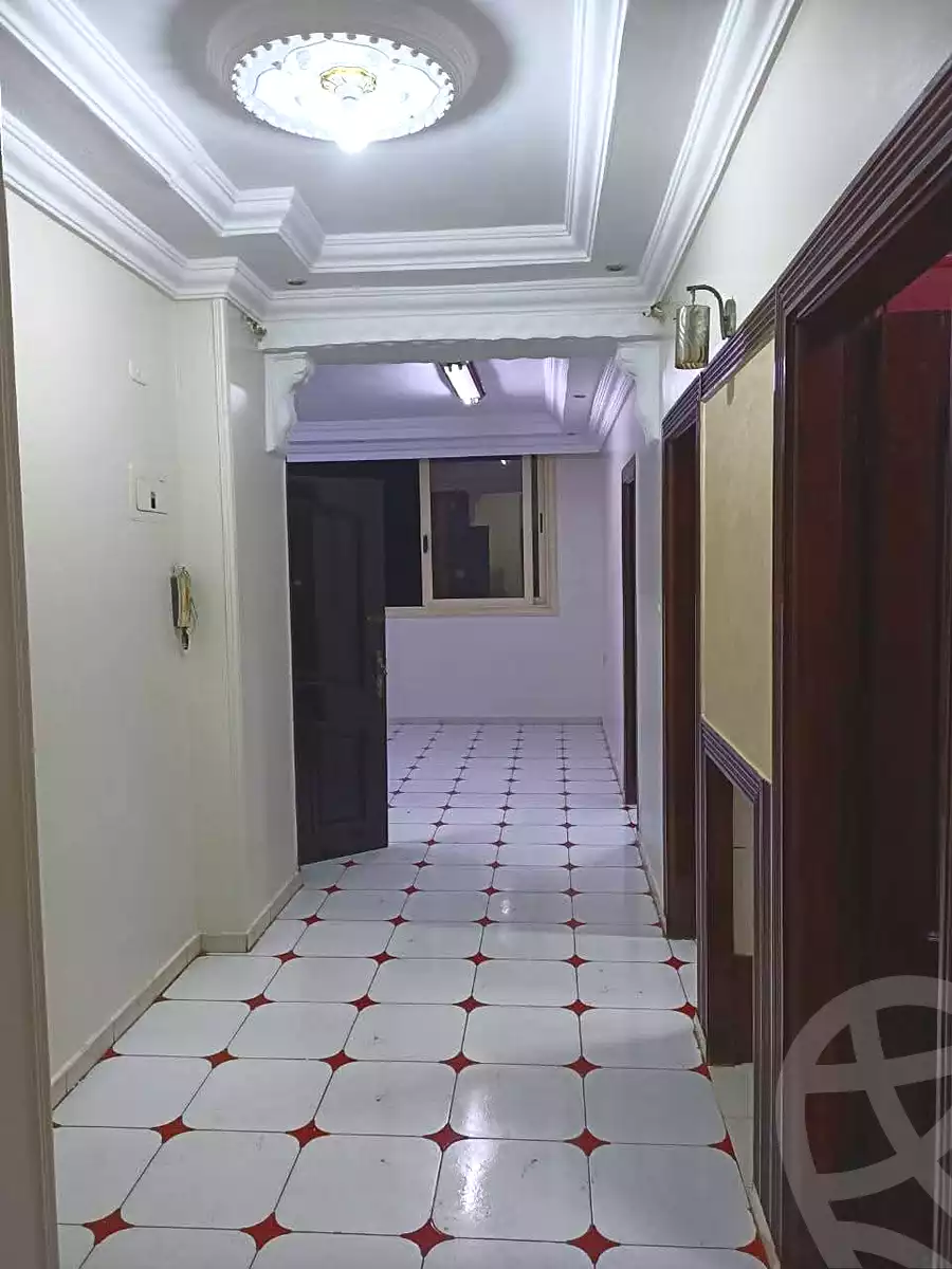 https://aqarmap.com.eg/ar/listing/6251102-for-sale-sharqia-zagazig-zagazig-city-ghasham-rd