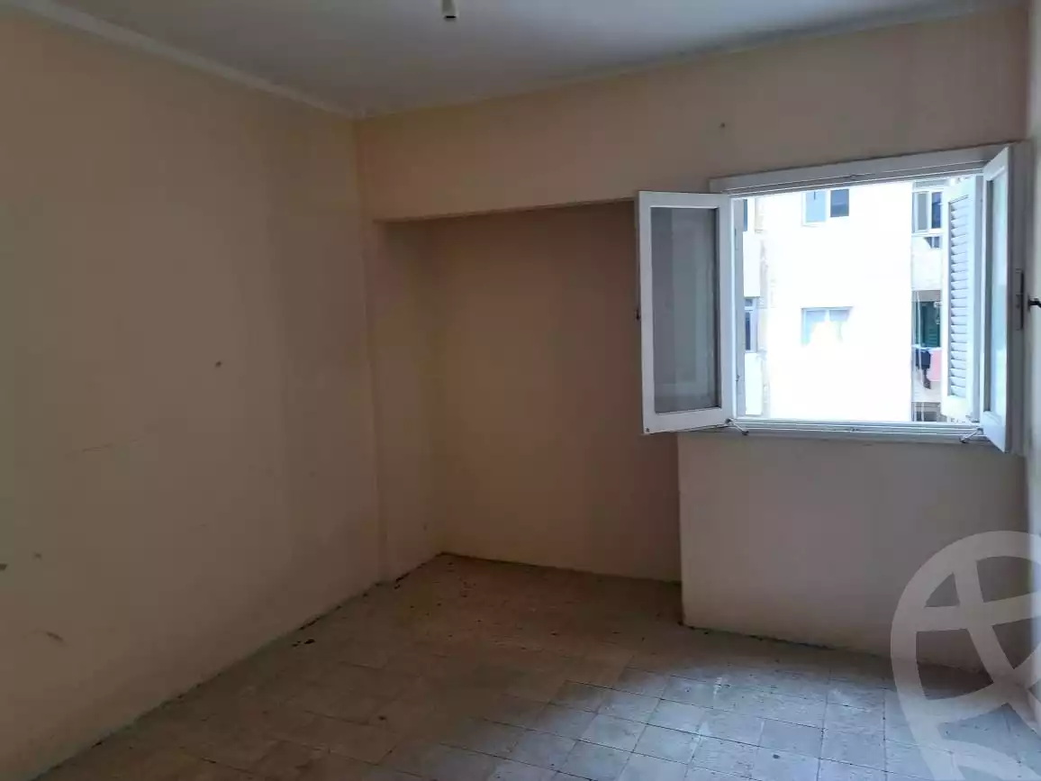 https://aqarmap.com.eg/ar/listing/6253432-for-sale-alexandria-smouha-acid-city