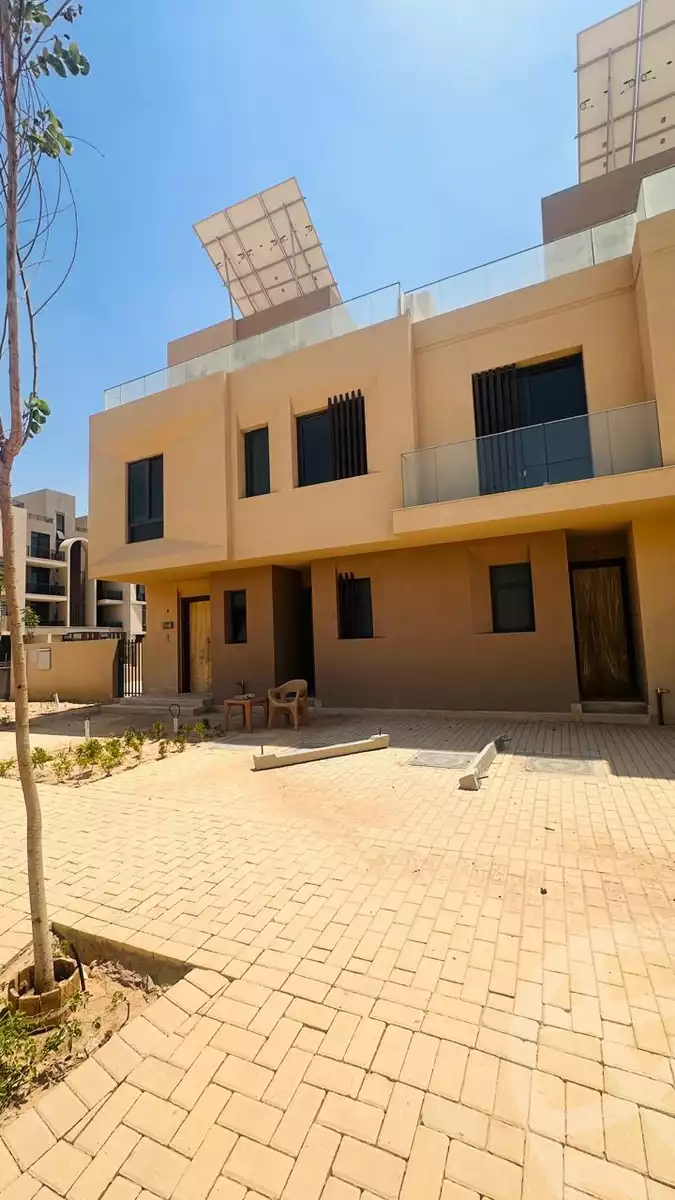 https://aqarmap.com.eg/en/listing/6254307-for-sale-cairo-el-sheikh-zayed-city-lshykh-zyd-ljdyd-vye