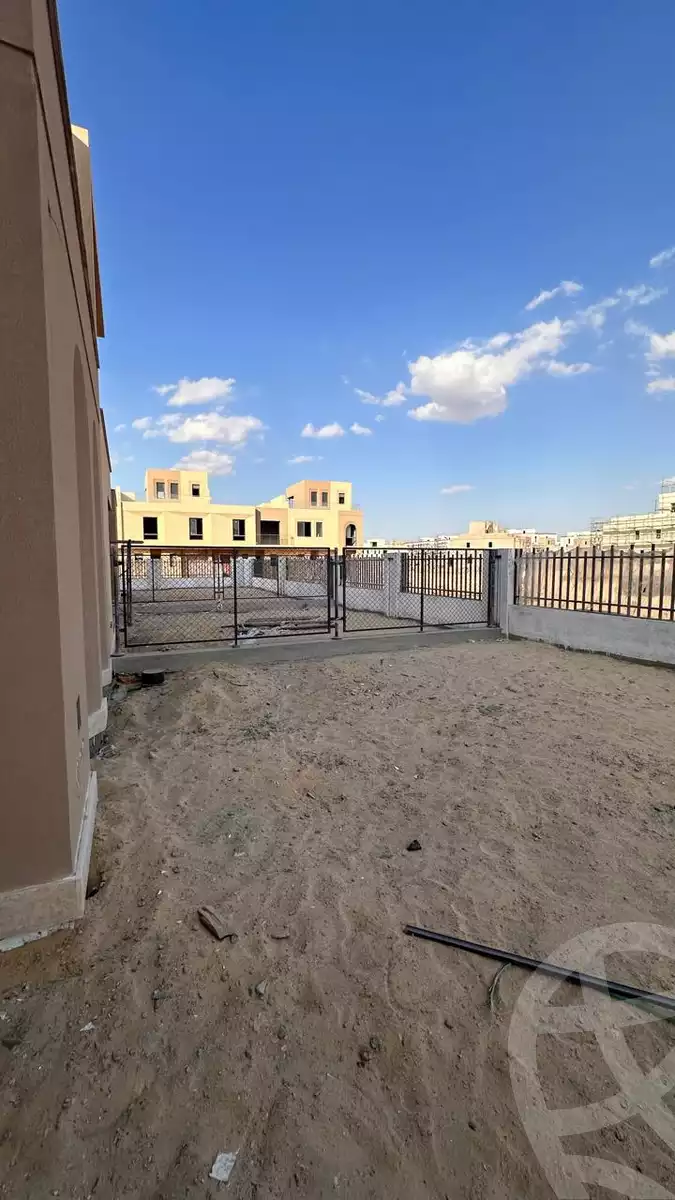 https://aqarmap.com.eg/en/listing/6254307-for-sale-cairo-el-sheikh-zayed-city-lshykh-zyd-ljdyd-vye