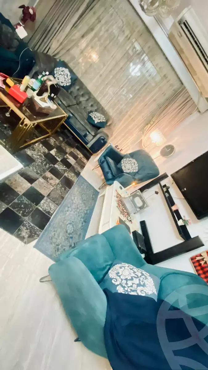 https://aqarmap.com.eg/en/listing/6254591-for-sale-cairo-el-sheikh-zayed-city-compounds-jn-1