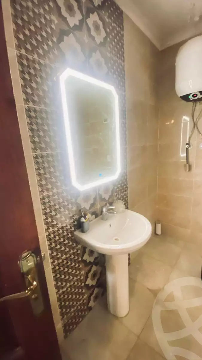 https://aqarmap.com.eg/en/listing/6254591-for-sale-cairo-el-sheikh-zayed-city-compounds-jn-1