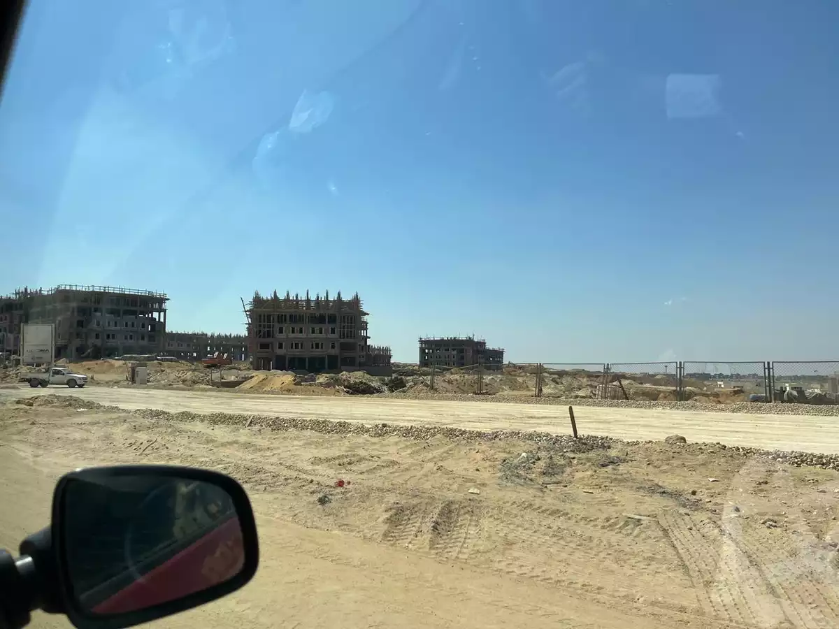 https://aqarmap.com.eg/en/listing/6256006-for-sale-cairo-new-cairo-compounds-mwntn-fyw-y-syty-club-park-mountain-view-icity