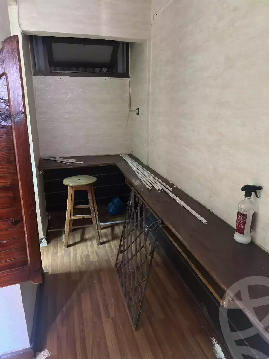 https://aqarmap.com.eg/ar/listing/6256398-for-rent-alexandria-lauran-shr-bw-qyr-tryq-lhry