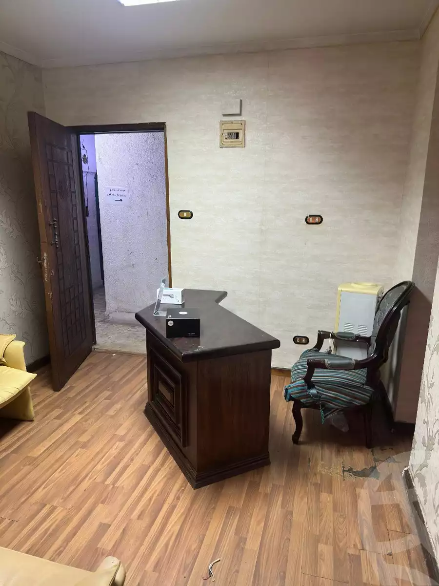 https://aqarmap.com.eg/ar/listing/6256398-for-rent-alexandria-lauran-shr-bw-qyr-tryq-lhry