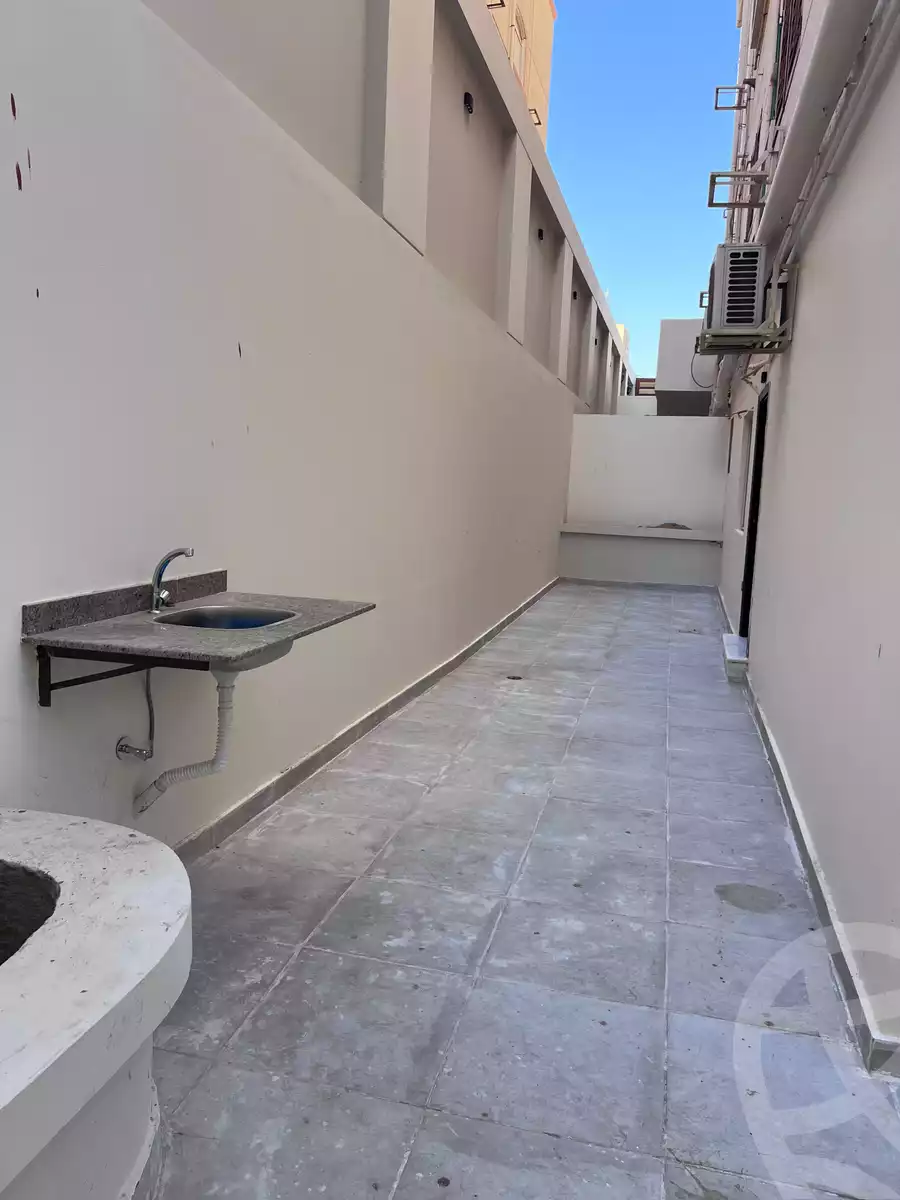 https://aqarmap.com.eg/en/listing/6256843-for-rent-cairo-new-cairo-ganob-el-akadamiya-south-academy-o-doctor-abd-el-halim-mahmoud-st