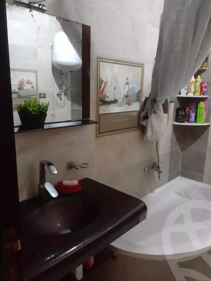https://aqarmap.com.eg/ar/listing/6257015-for-sale-alexandria-sydy-bshr-sydy-bshr-bhry