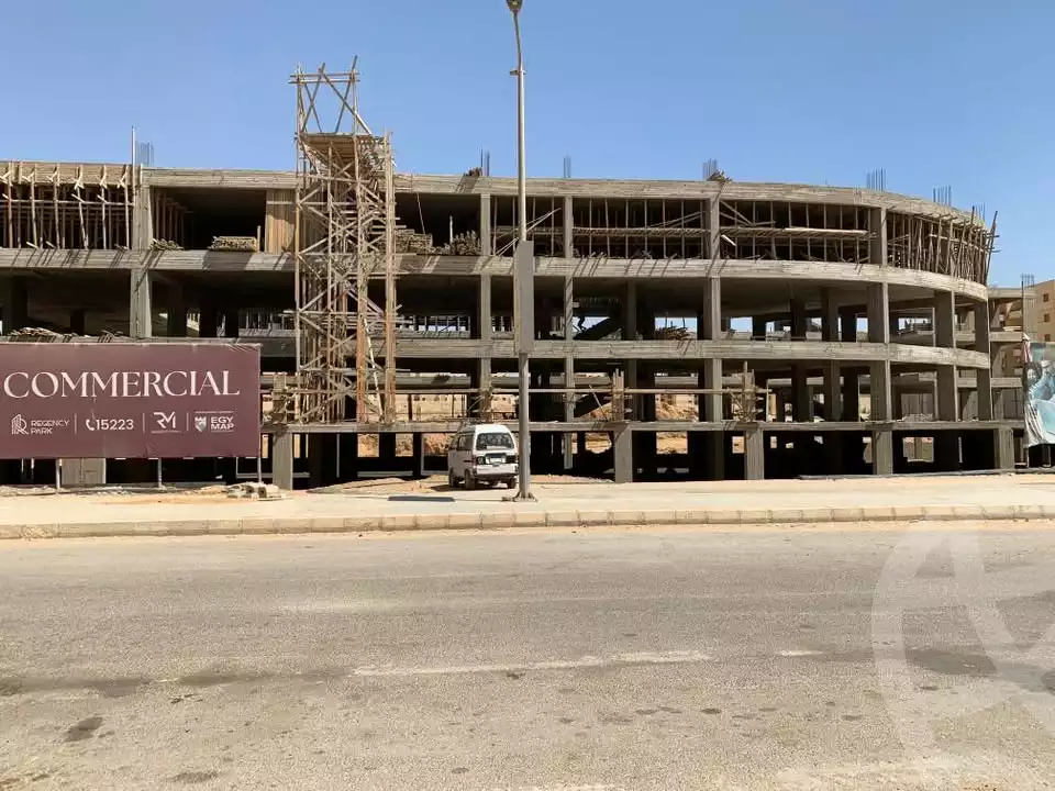 https://aqarmap.com.eg/ar/listing/6258263-for-sale-cairo-6th-of-october-hadaeq-october-kmbwnd-fy-hdyq-ktwbr-regency-mall