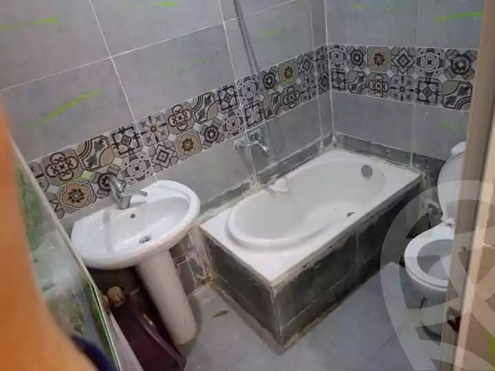 https://aqarmap.com.eg/en/listing/6258492-for-rent-alexandria-l-jmy-el-kilo-21