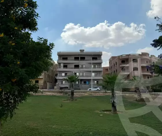 https://aqarmap.com.eg/ar/listing/6259355-for-sale-cairo-el-shorouk-lmntq-lwl-neighbourhood-1