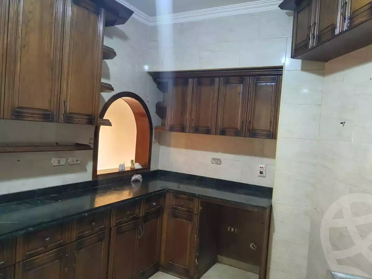 https://aqarmap.com.eg/en/listing/6259661-for-sale-cairo-6th-of-october-featured-neighborhood-el-motamayez-neighborhood-hafez-ibrahim-st