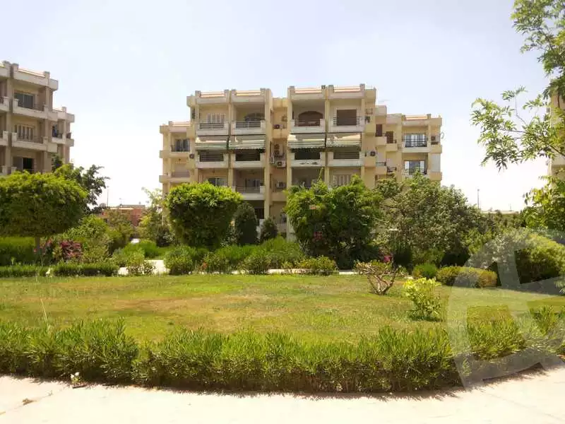 https://aqarmap.com.eg/en/listing/6260277-for-sale-cairo-el-sheikh-zayed-city-compounds-zayed-2000