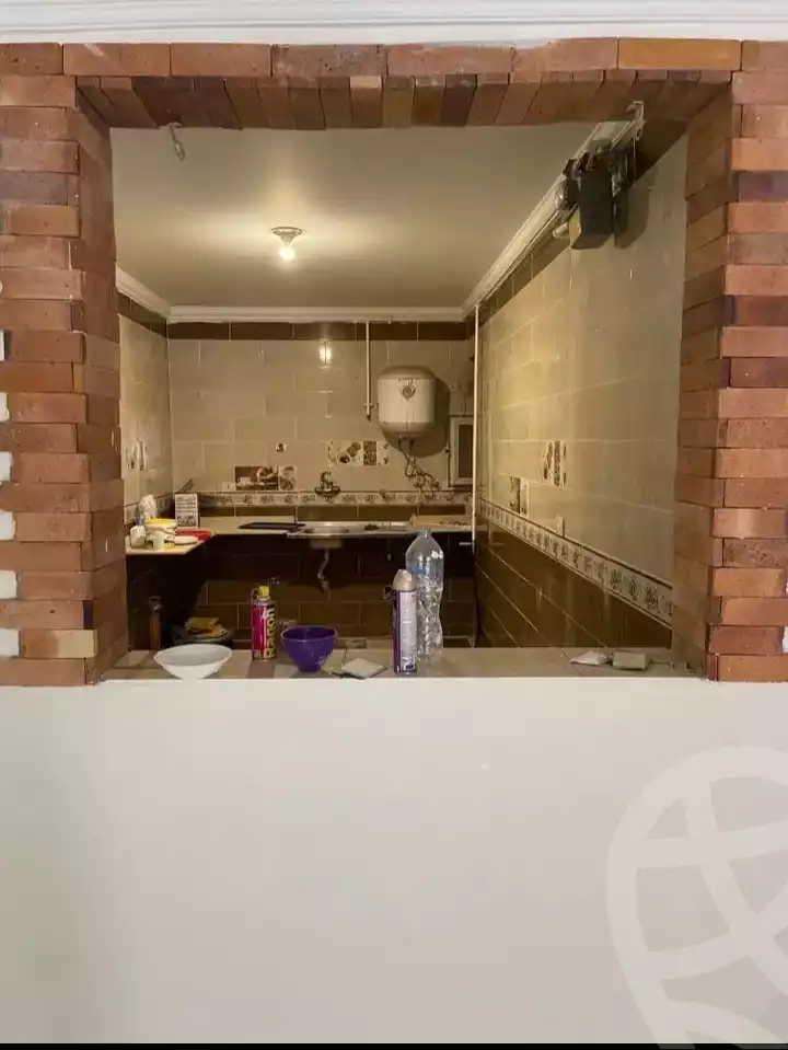 https://aqarmap.com.eg/en/listing/6261121-for-sale-alexandria-camp-cesar-port-said-street