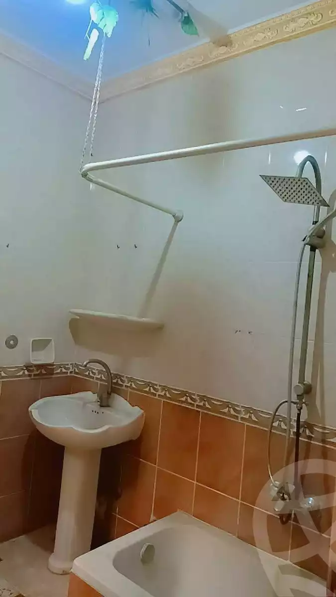 https://aqarmap.com.eg/en/listing/6261268-for-sale-alexandria-l-jmy-el-hanouvel-el-salam-st