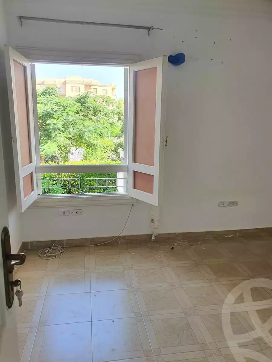 https://aqarmap.com.eg/ar/listing/6261634-for-sale-cairo-6th-of-october-featured-neighborhood-fourth-touristic-village-ibrahim-nawwar-st